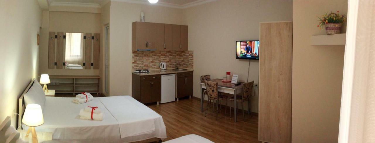 Hotel Tao Batumi Exterior photo