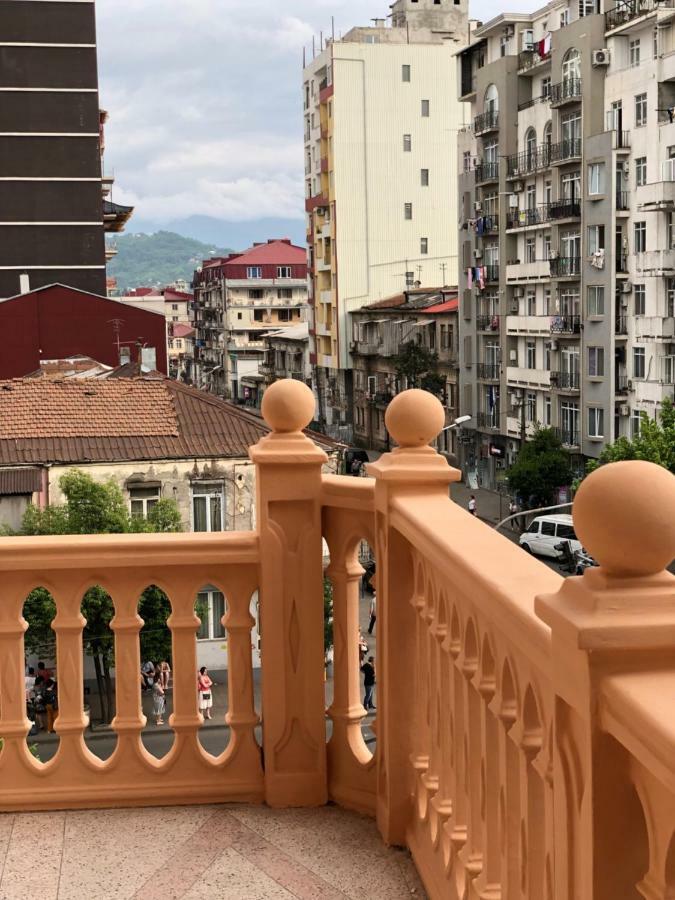 Hotel Tao Batumi Exterior photo